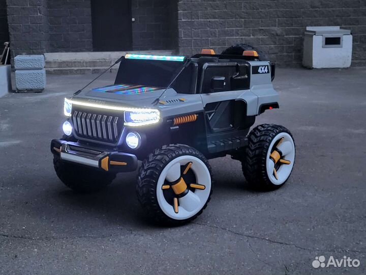 Детский электромобиль