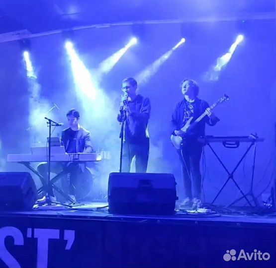 Преподаватель по гитаре