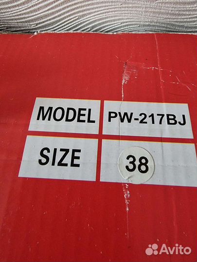 Коньки хоккейные