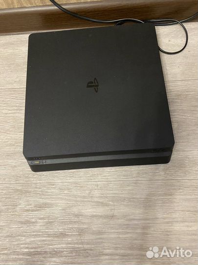 Sony PS4 slim 1tb