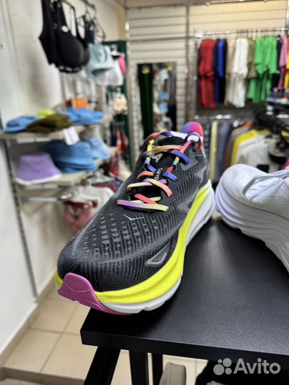 Hoka one one кроссовки сток оригинал 45 1/3