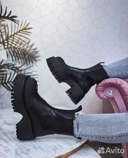 Ботинки демисезонные женские 38 размер