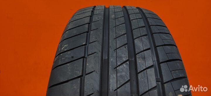 Kapsen RS26 255/50 R20 109W