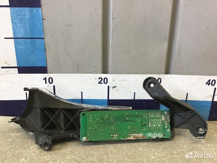 Фара левая Toyota Camry XV50 2011-2017