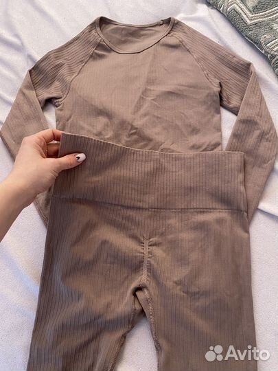 Костюм для фитнеса 40-42-44