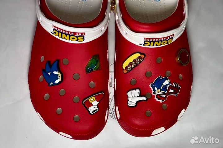 11 US Crocs x Sonic Classic Clog Red