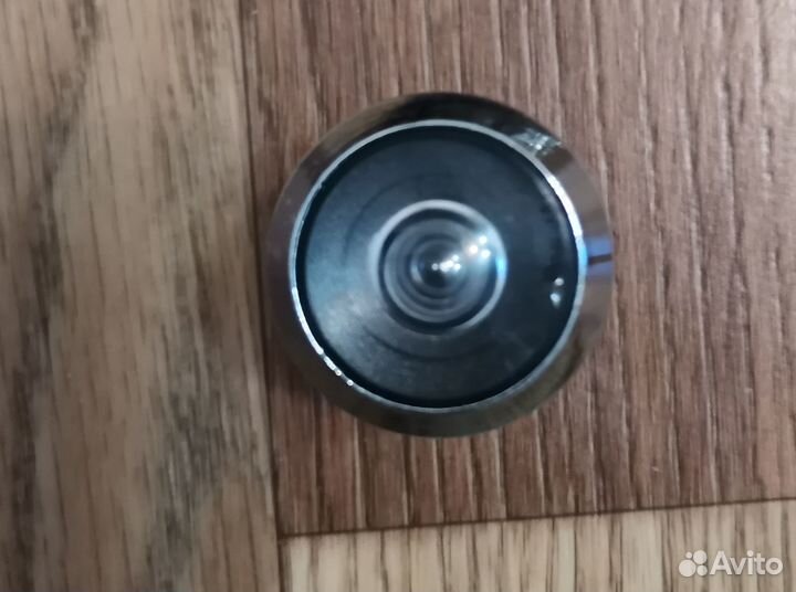 Глазок дверной