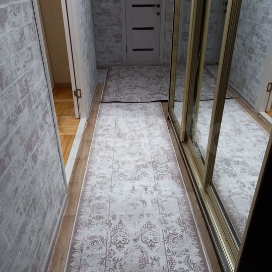 2-к. квартира, 52 м², 1/5 эт.