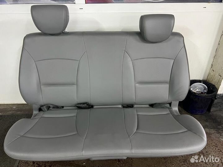 Сиденье на Хундай Гранд Старекс