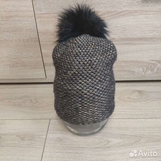 Бейсболка, шапки,палантин,головные уборы