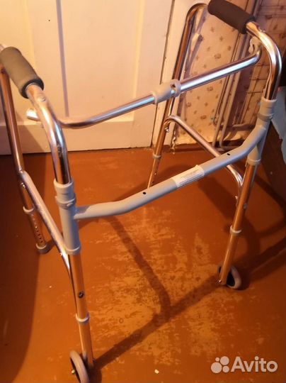 Кровать медицинская/матрас противопролежн./ходунки