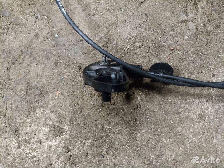 Трос капота для форд фокус 3