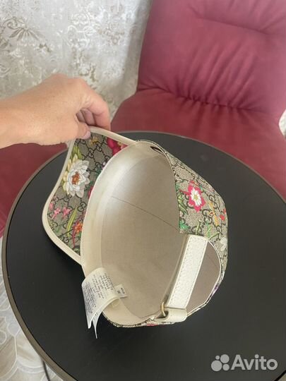 Кепка женская