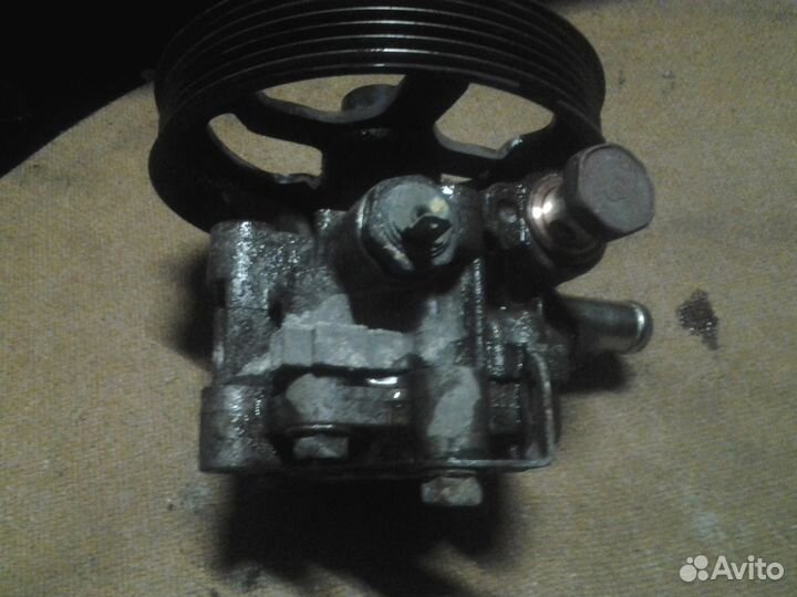 Lanser X/лансер 10 насос гур