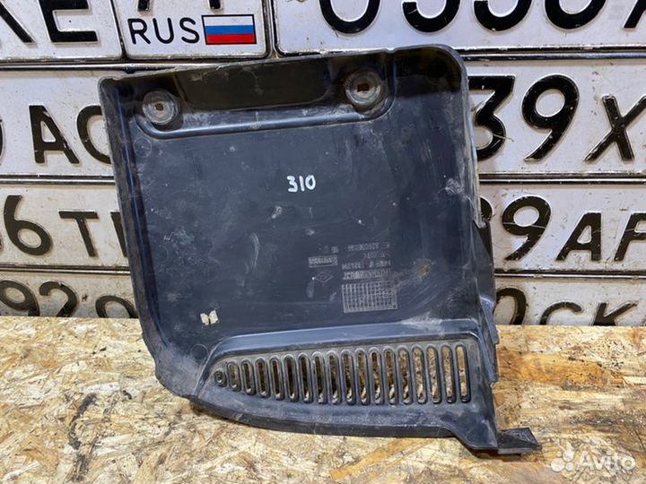 Крышка аккумулятора Renault Megane седан K4M 1.6