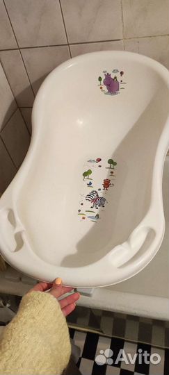 Ванночка для купания с горкой и термометром