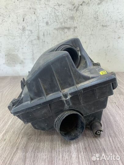 Корпус воздушного фильтра Opel Vectra C Z19DTH