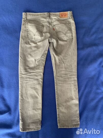 Женские джинсы Levis 501