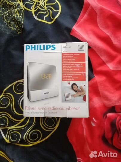 Радио часы будильник Philips
