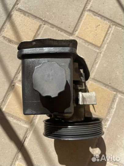 Насос гур mersedes w204