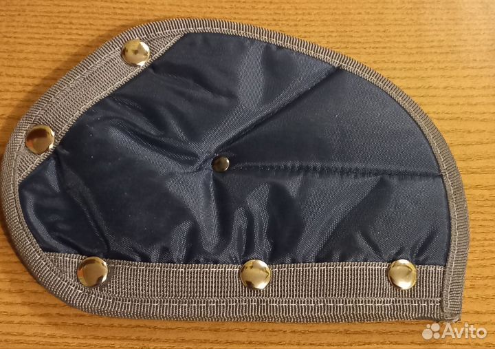 Детское удерживающее устройство