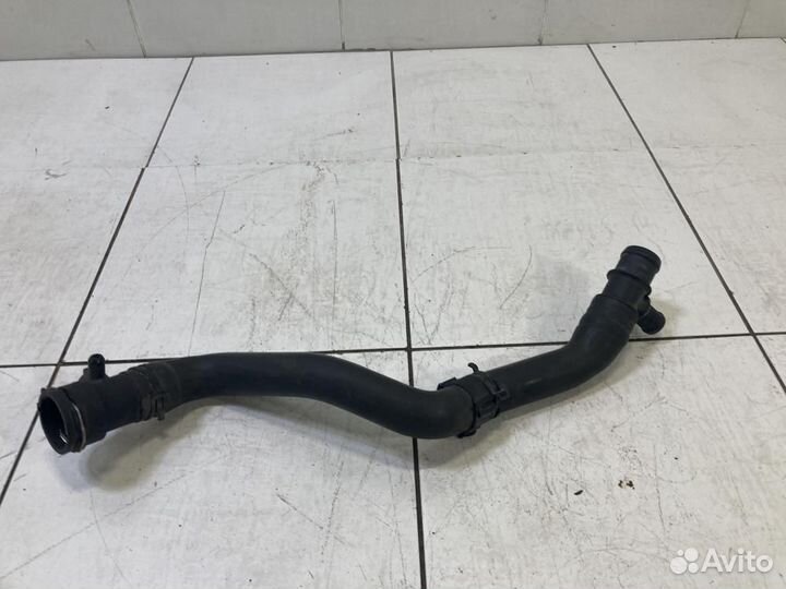 Патрубок радиатора охлаждения Audi А4 В8 8K2