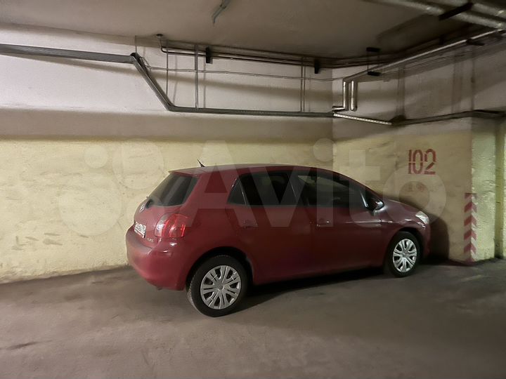 Машиноместо, 15 м²