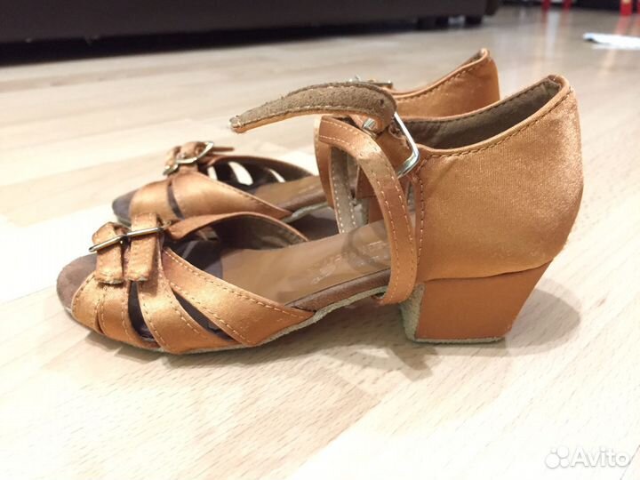 Туфли детские для бальных танцев