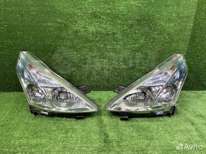 Фара Nissan Teana J32