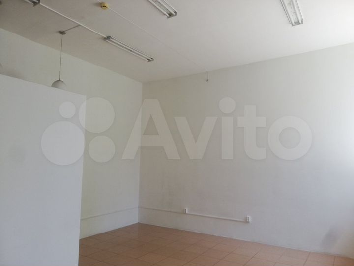 Торгово-офис. помещение 50 м2 ул.Гончарова 8