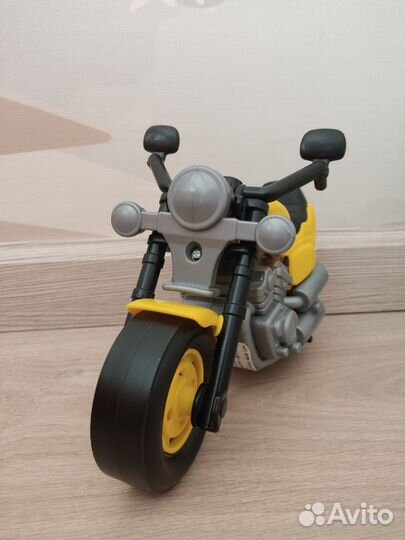 Мотоцикл новый