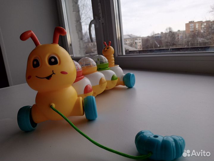 Развивающие игрушки для малышей