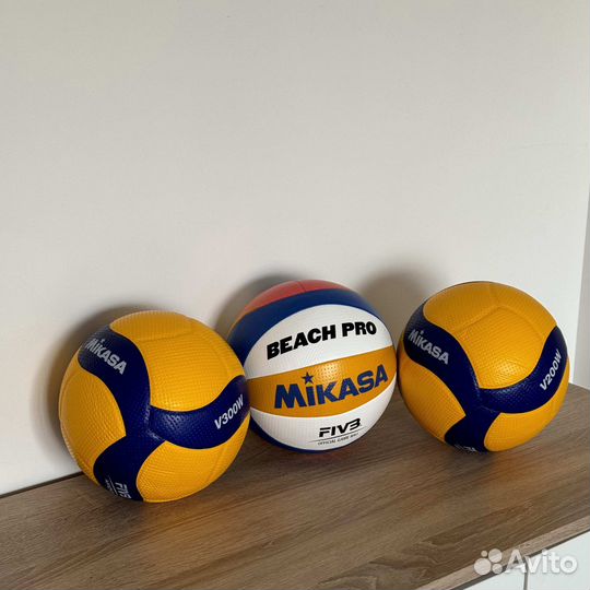 Волейбольный мяч Mikasa