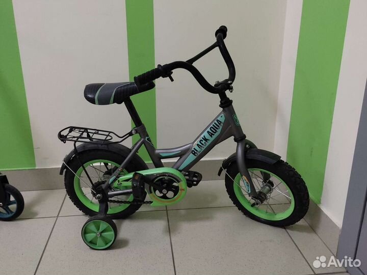 Детский велосипед четырехколесный