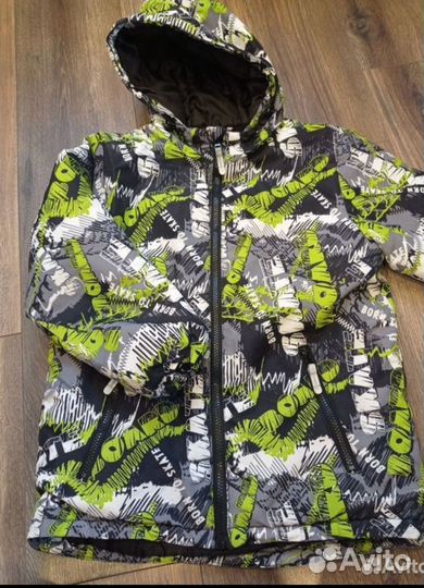 Куртка демисезонная на мальчика 128+