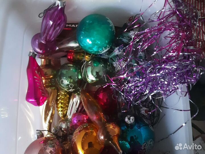 Новогодние игрушки