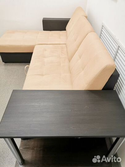 Диван угловой. В отличном состоянии