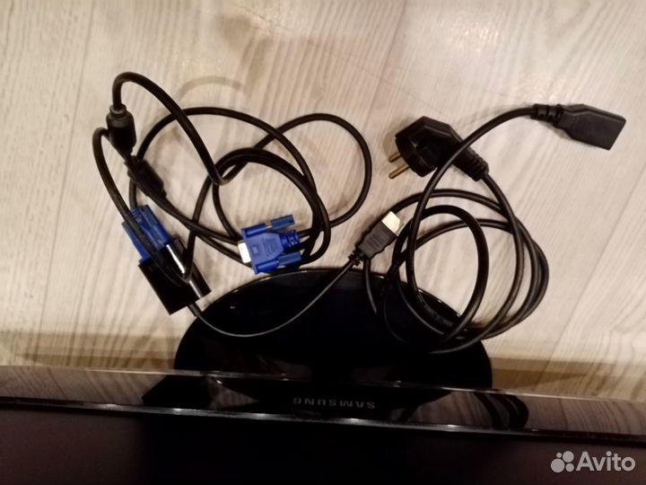 Монитор Samsung SyncMaster B2430L