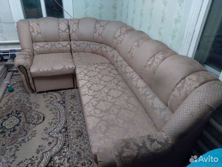 Диван и кресло бу