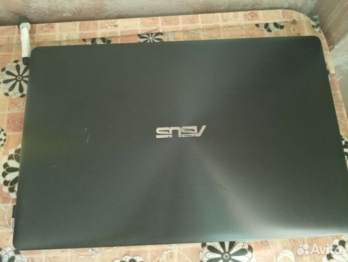 Asus