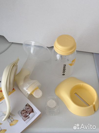 Молокоотсос medela ручной