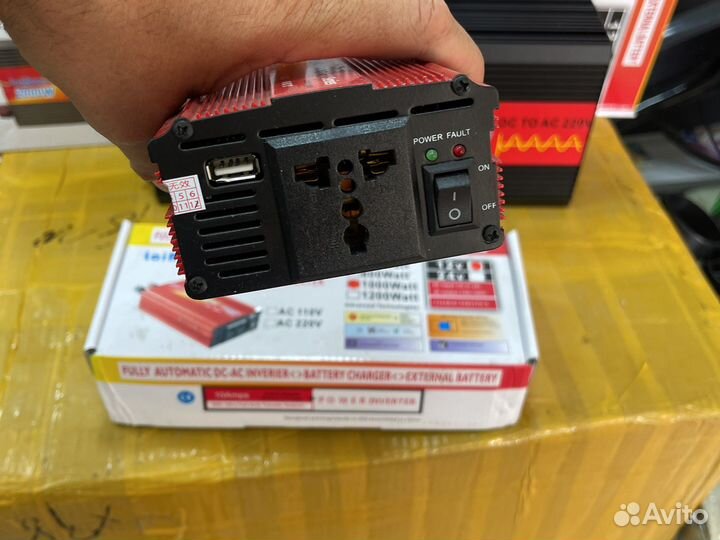 Автоинвертор преобразователь напряжения 12 на 220V