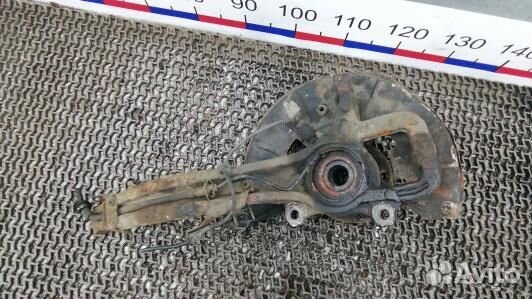 Ступица передняя правая audi Q7 (2KR09N901)