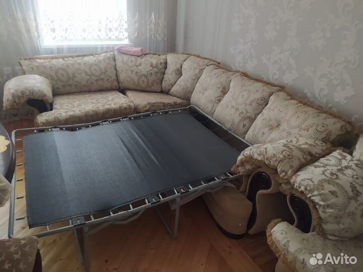 Угловой диван бу