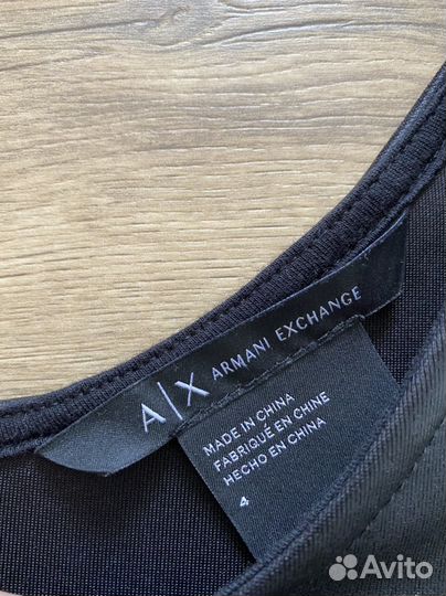 Armani платье маленькое черное