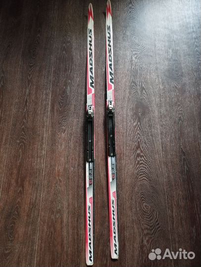 Беговые лыжи