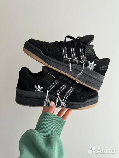 Кроссовки женские adidas forum black