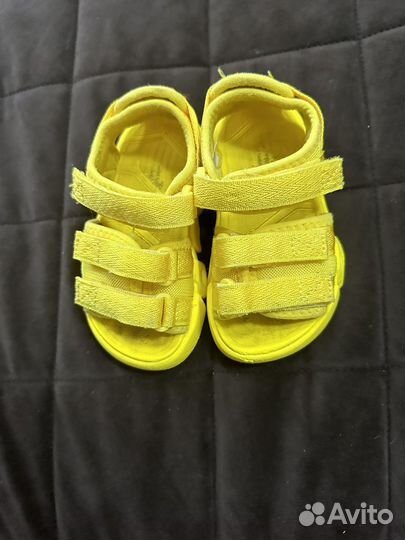 Босоножки котофей 23