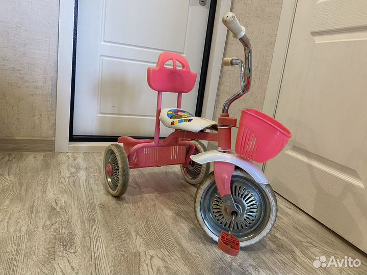 Трехколесный велосипед