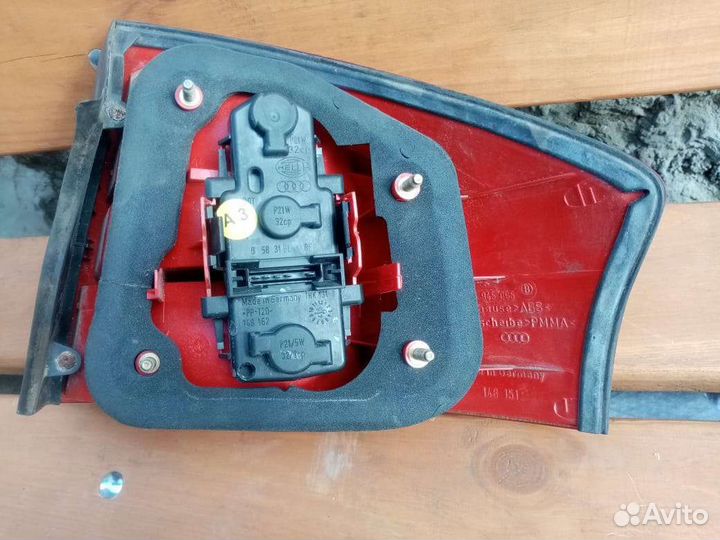 Задний левый фонарь Ауди А 6